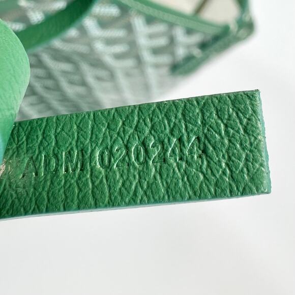 Goyard Saint Louis PM Tote Green - Picture 9 of 13